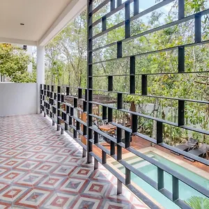 Looltum 03 Hotel